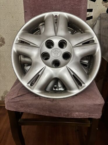 диски на 15 на ниву: İşlənmiş Kolpak Toyota R 15