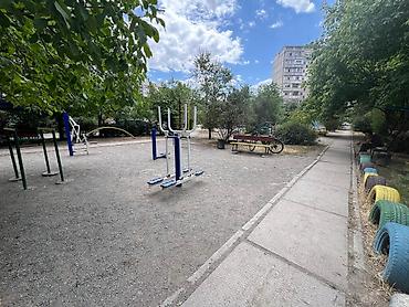 Продажа квартир: 4 комнаты, 90 м², 12 мкр 106 серия, 1 этаж, Требуется ремонт — 9