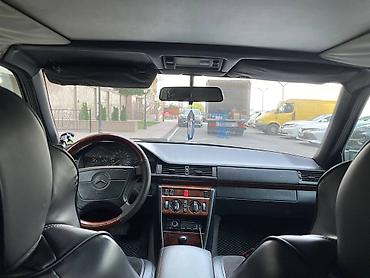 меср 124: Mercedes-Benz 220: 1995 г., 2.2 л, Автомат, Бензин — 2