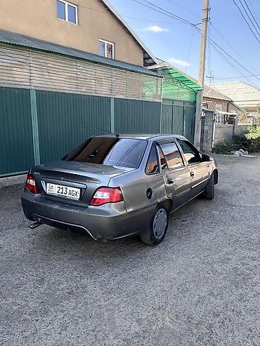 Daewoo Nexia: 2012 г., 1.5 л, Механика, Бензин, Седан