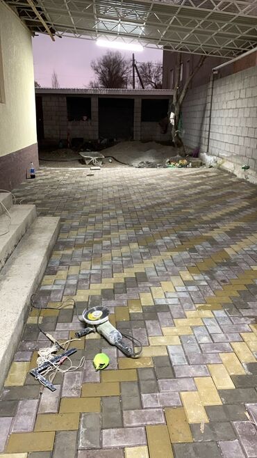 Брусчатка кирпич: Брусчатка кирпич, Для парковки, Бетонная, Прессованная, Новый, Гарантия, Бесплатный выезд, Укладка — 5