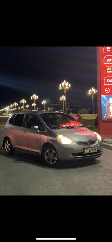 купить авто в кредит без первоначального взноса: Honda Fit: 2003 г., 1.5 л, Автомат, Бензин, Хэтчбэк