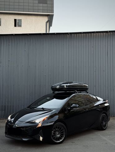 автокредит на бу авто бишкек: Toyota Prius: 2018 г., 1.8 л, Вариатор, Гибрид, Хетчбек