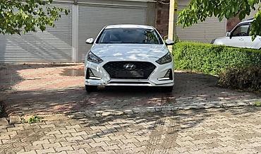 Hyundai Sonata: 2023 г., 0.2 л, Автомат, Газ, Седан