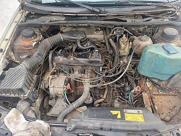 Volkswagen: Volkswagen Passat Variant: 1991 г., 1.8 л, Механика, Бензин, Универсал — 5