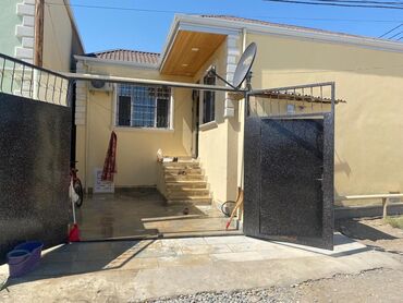 zabrat kirayə ev: Binəqədi qəs. 3 otaqlı, 95 kv. m, Kredit yoxdur, Yeni təmirli