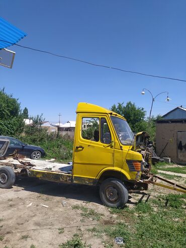 фольксваген унверсал: Mercedes-Benz 220: 1991 г., 2.9 л, Механика, Дизель, Бус
