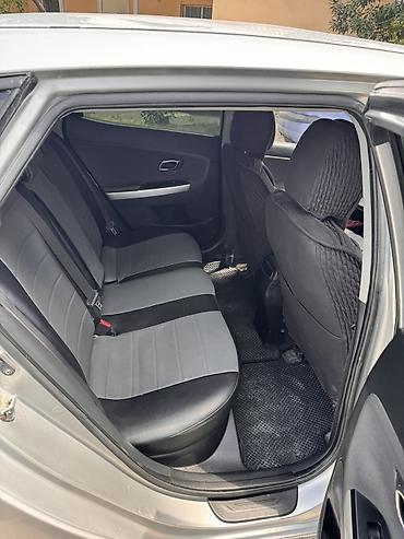 джили авто: Kia Ceed: 2013 г., 1.6 л, Механика, Бензин, Хэтчбэк — 7