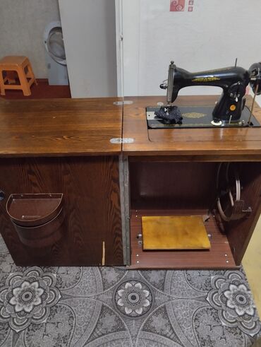скупка старых швейных машин: Швейная машина Механическая, Ручной