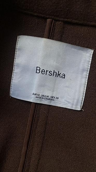 Другая женская одежда: Продаю вещи Б/У в хорошем качестве ✨Пальто Bershka Размер M — 4