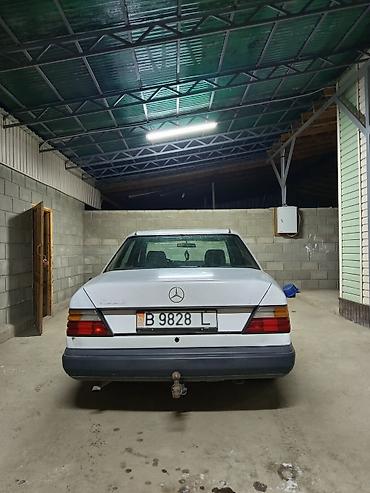 Mercedes-Benz: Mercedes-Benz W124: 1987 г., 2 л, Механика, Бензин, Седан — 8