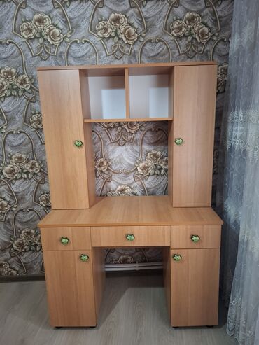 şeki: Oğlan və qız üçün, İşlənmiş, Siyirməli, Yazı masası, Stulsuz