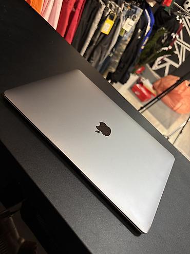 айфон маленький: Продаю MacBook Air 2020 M1 Состояние идеальная, с исключением — 3
