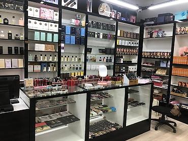 Готовый бизнес: Həzi Aslanov metrosunun cixisinda parfumeryiya magazasi satilir.Hazir — 4