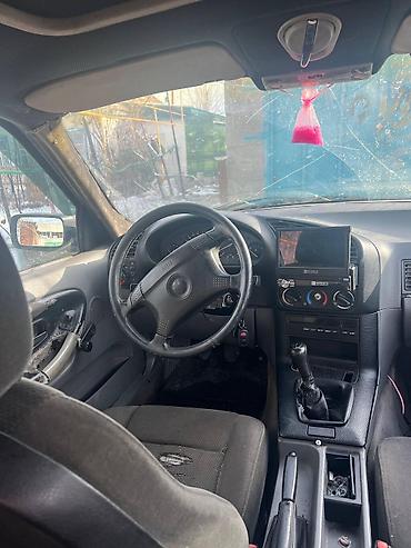 BMW: BMW 3 series: 1992 г., 1.8 л, Механика, Бензин, Седан at lalafo.kg — 12 BMW: BMW 3 series: 1992 г., 1.8 л, Механика, Бензин, Седан — 12