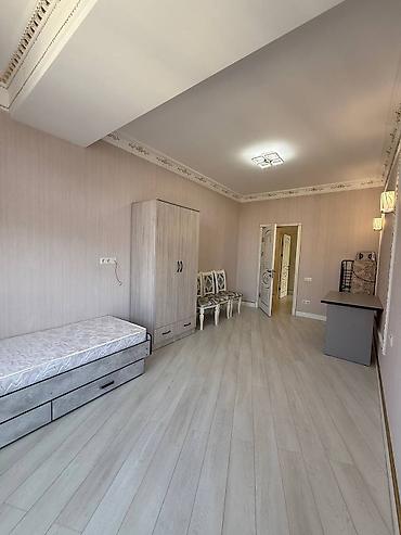 174: 4 комнаты, 174 м², 9 этаж — 8