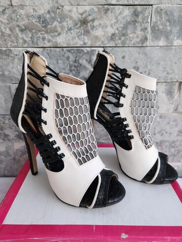 Sandale: Sandale, 37 — 2