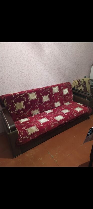 dolab işlənmiş: Divan kreslo ela vezyetdedi usdune cxolu ozumuz sermisik parcasi