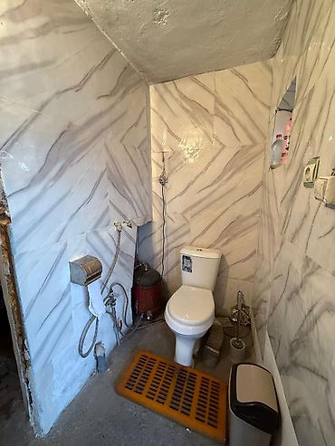 Продажа коттеджей и домов: 🔷🏡 Продаётся угловой дом в Кызыл-Аскере 🔷 Участок — 5 соток 🔷 Дом — — 15