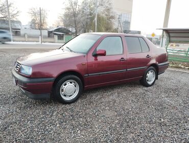 ключи для автомобиля: Volkswagen Vento: 1994 г., 1.8 л, Механика, Бензин, Седан