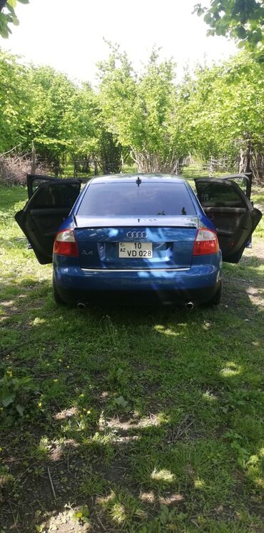 Audi: Audi A4: 2.4 l | 2003 il Sedan -da lalafo.az — 13 Audi: Audi A4: 2.4 l | 2003 il Sedan — 13