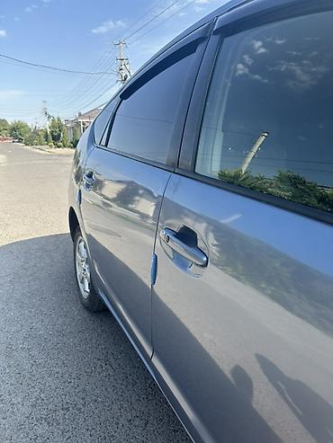 byd e2 2024: Toyota Prius: 2007 г., 1.5 л, Вариатор, Гибрид, Лифтбек — 9