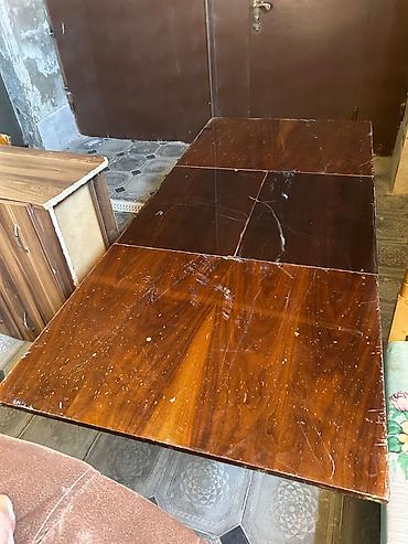 Mebel: Mebel dəsti – yumşaq kreslo, taxta çarpayı və düzbucaqlı masa - — 4