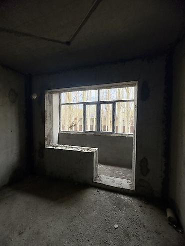 Продажа помещений свободного назначения: Продаётся двух комнатная квартира(можно переделать под трешку) в новом — 13