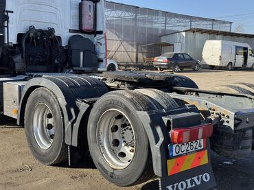 Тягачи: Тягач, Volvo, 2014 г., Тентованный — 13