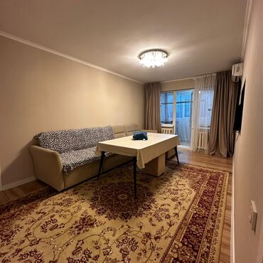 прадаю квартиру: 3 комнаты, 58 м², 104 серия, 2 этаж, Евроремонт