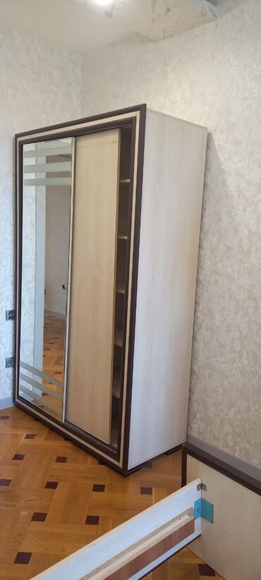 продажа ковров бу: Unvan razin sokulu veziyetdedi deinlik 60 ən 137 Hündürlüyü 210 at lalafo.az продажа ковров бу: Unvan razin sokulu veziyetdedi deinlik 60 ən 137 Hündürlüyü 210