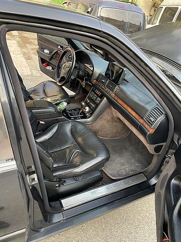 mersedes saat: Mercedes-Benz S600: 3.2 l | 1994 il Sedan — 7