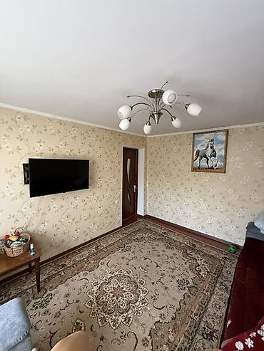 Продажа коттеджей и домов: Продаётся жилой дом с участком в ж/м Кок-Жар. • Двор с мощёными — 3