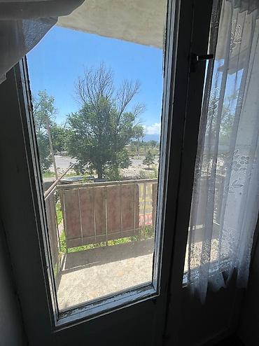 Продажа квартир: 3 комнаты, 58 м², 2 этаж, Старый ремонт — 7