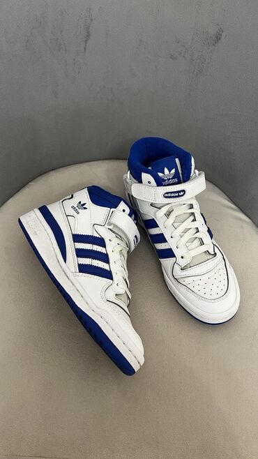 автокресла до 36 кг: Оригинальные Adidas Forum Mid, из Америки. Цены и все детали на фото