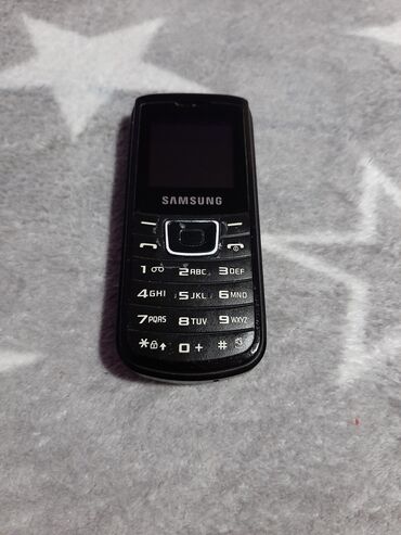 Samsung E 1100 ispravan telefon radi na sve mreze stanje se vidi na