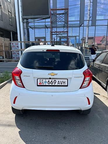 shevrolet lacetti: Chevrolet Spark: 2018 г., 1 л, Автомат, Бензин, Хэтчбэк — 4