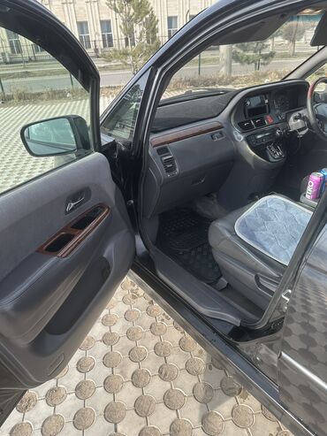 Honda: Honda Odyssey: 2001 г., 3 л, Типтроник, Бензин, Минивэн at lalafo.kg — 9 Honda: Honda Odyssey: 2001 г., 3 л, Типтроник, Бензин, Минивэн — 9