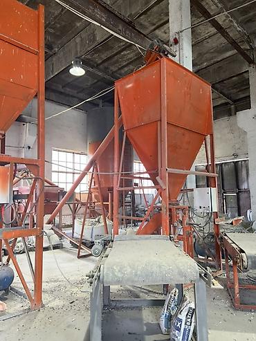 Оборудование для производства сухих строительных смесей: Линия по производству/переработке сыпучих материалов (смеси — 11