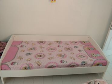 krevetac za bebe uz krevet: Novo, bоја - Bela