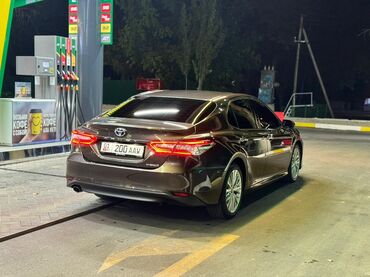 runx alex: Toyota Camry: 2018 г., 2.5 л, Автомат, Гибрид, Седан