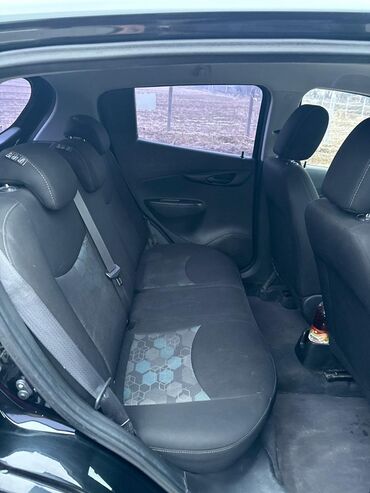 Chevrolet: Chevrolet Spark: 2016 г., Автомат, Бензин, Хэтчбэк — 11