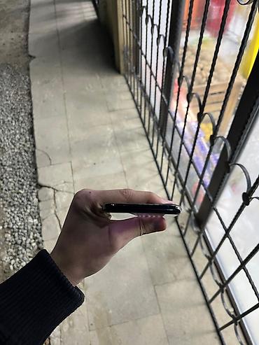 Apple iPhone: IPhone 11 Pro Max, 64 GB, Matte Midnight Green, Face ID — 9