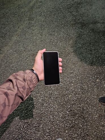 сотовый телефон буу: Samsung Galaxy S25, Колдонулган, 128 ГБ, 2 SIM