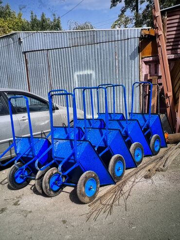 Садово-строительные тачки и тележки: Садово-строительная тачка и тележка, Стальная, Двухколесная, Новый — 14