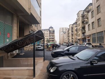 elektromobil satilir: Xirdalan AAAF parkda tam yasayisli 15mertebeli binanin altinda 85kv