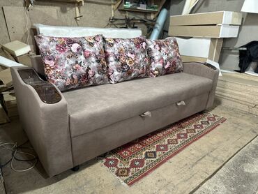 Угловые диваны: Угловые диваны — 6