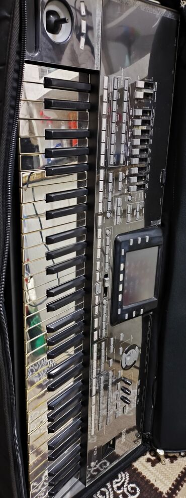 Sintezatorlar: Sintezator, Korg — 3