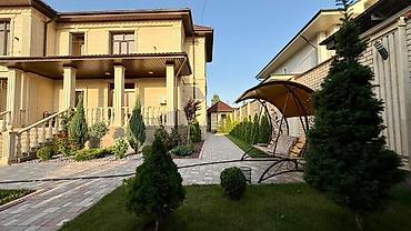 Долгосрочная аренда домов: 330 м², 7 комнат — 3