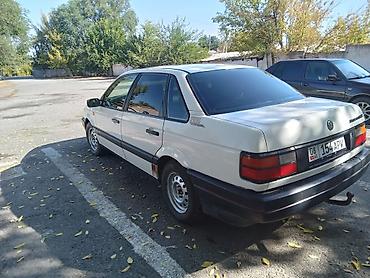 stepwgn rg: Volkswagen Passat: 1992 г., Седан — 3